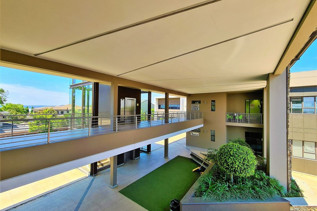 Open Plan Office to Let in Cedar Tree Office Park - Photo 3