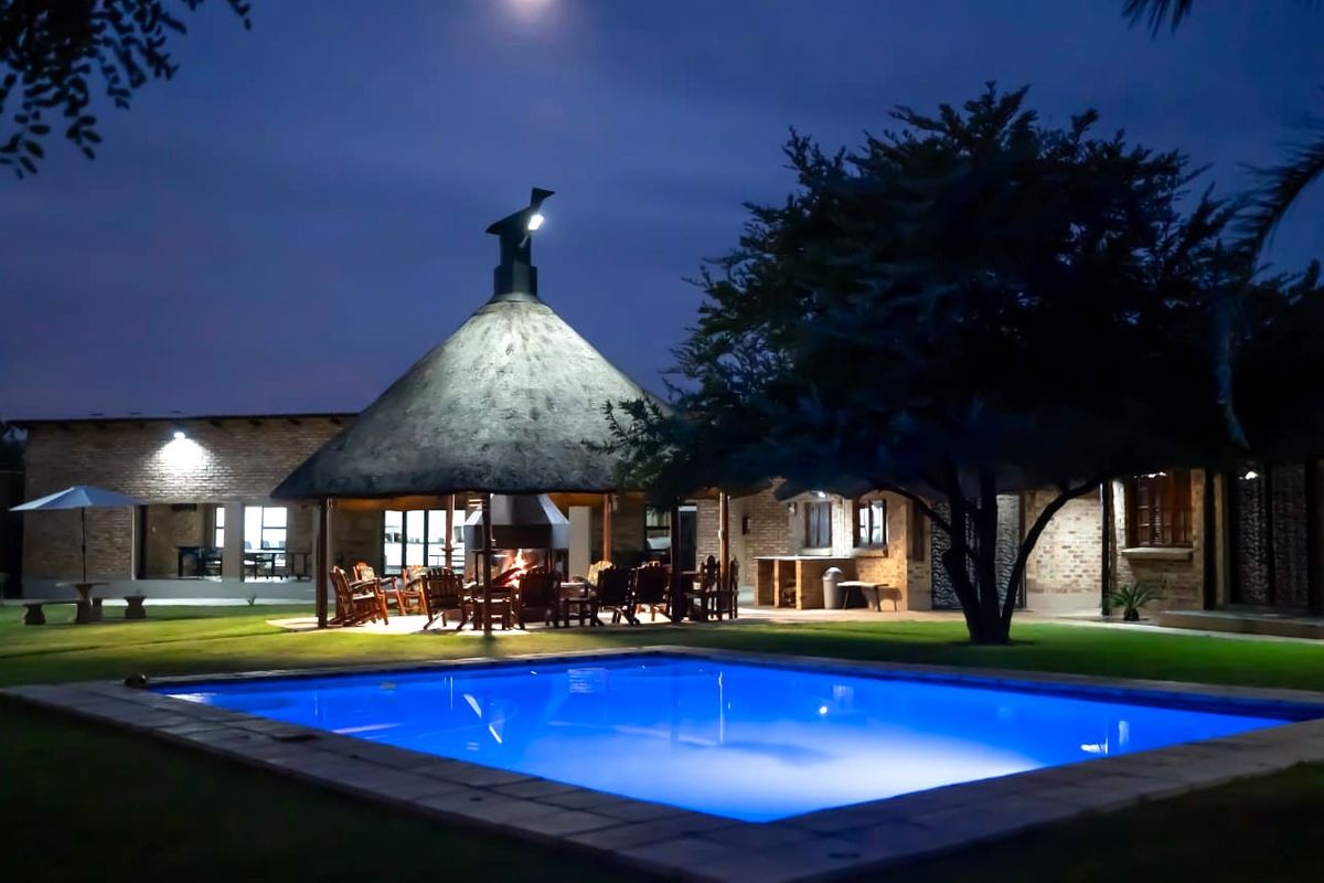 Lindleyspoort - Calling all Serious Hunters and Nature Lovers! - Photo 2