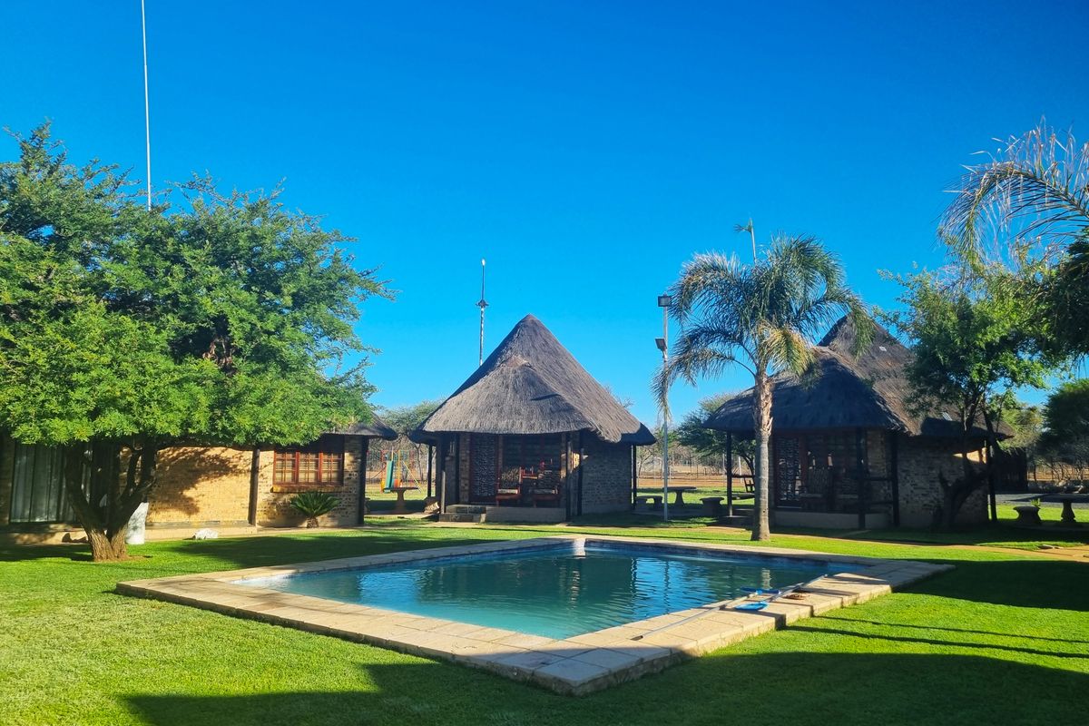 Lindleyspoort - Calling all Serious Hunters and Nature Lovers! - Photo 5