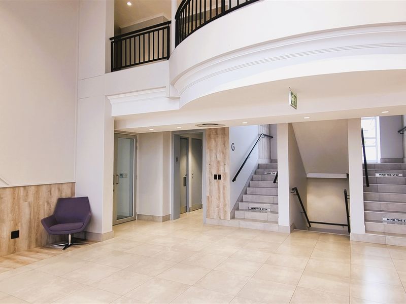 Office space to let in 66 Peter Place - Photo 2