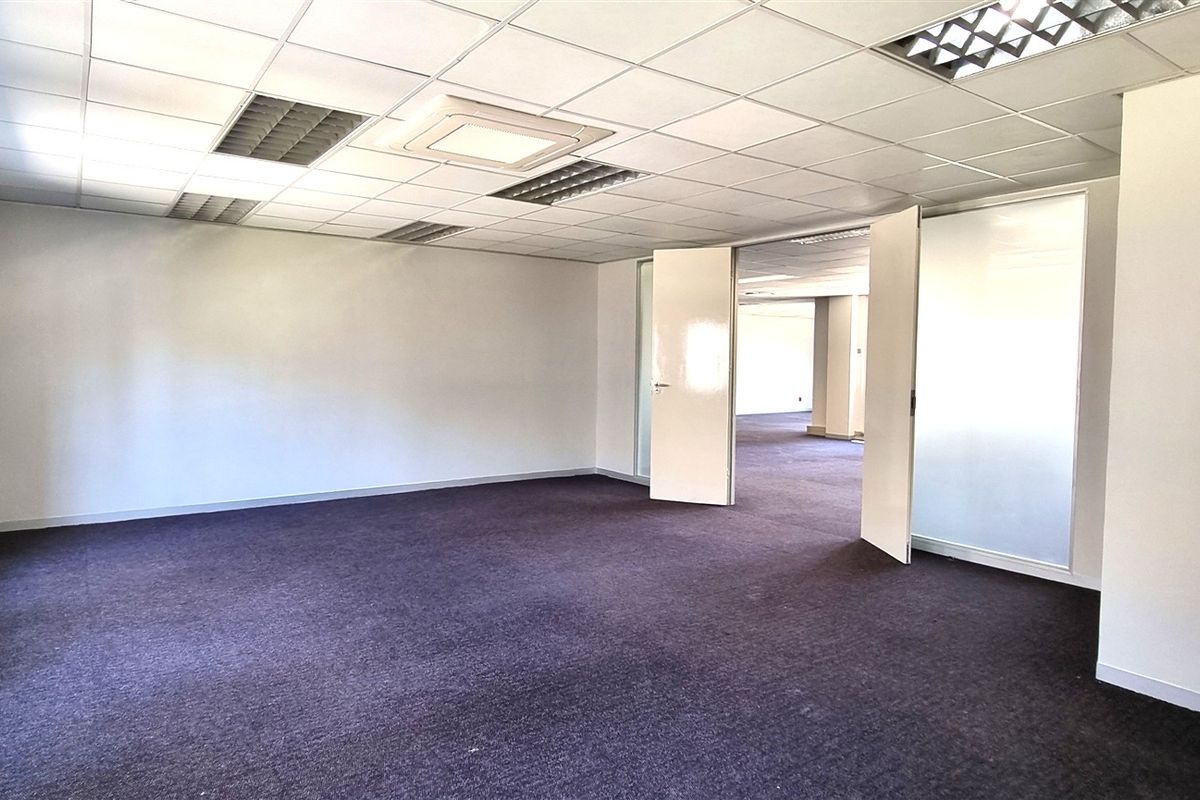 Office space to let in Lyme Park - Photo 3
