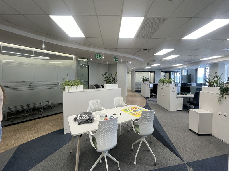 Offices to let in Rosebank - Photo 7