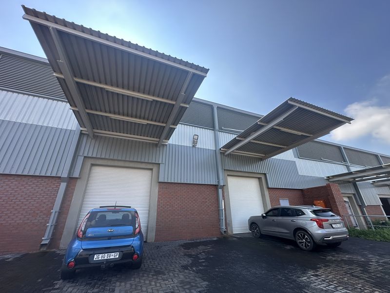 Rent direct! MODERN WAREHOUSE IN PRIME LOCATION – GUERNSEY BUSINESS PARK, IRENE, CENTURION - Photo 5