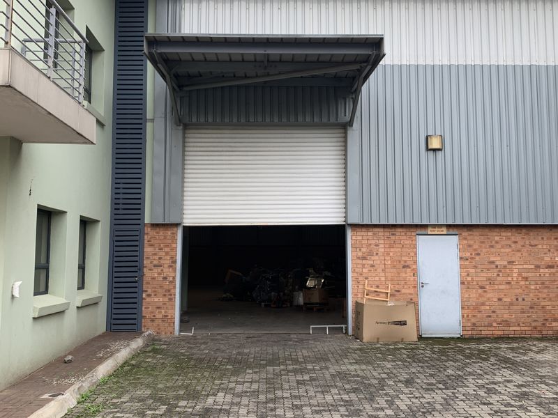 Warehouse to let in Linbro Park - Photo 2