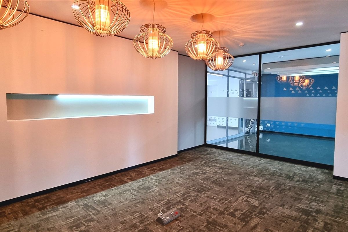 Office space to let on the 2nd floor of Block A in The Main Straight Office Park Bryanston - Photo 5
