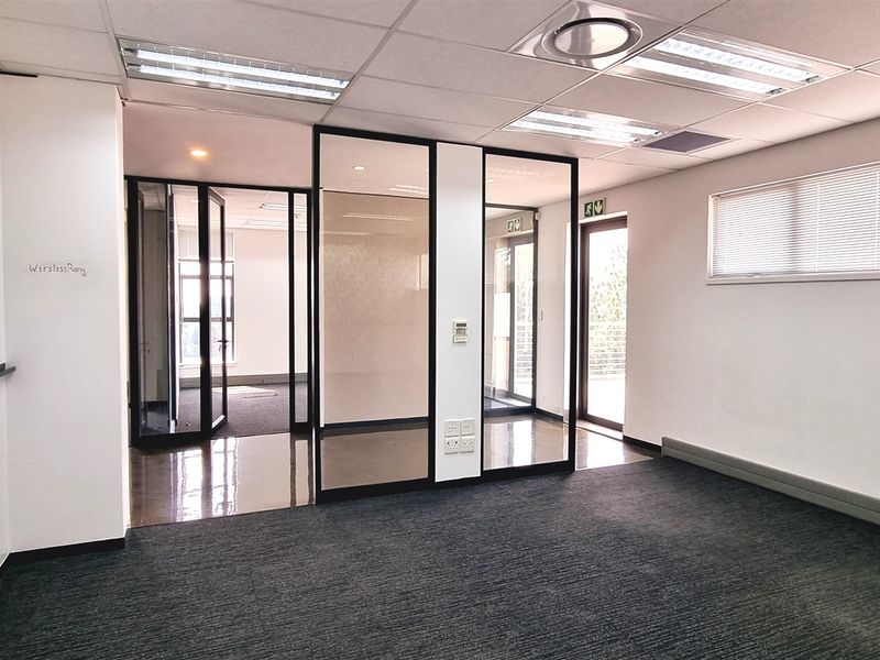 Office space to let on the 2nd floor of Block A in The Main Straight Office Park Bryanston - Photo 6