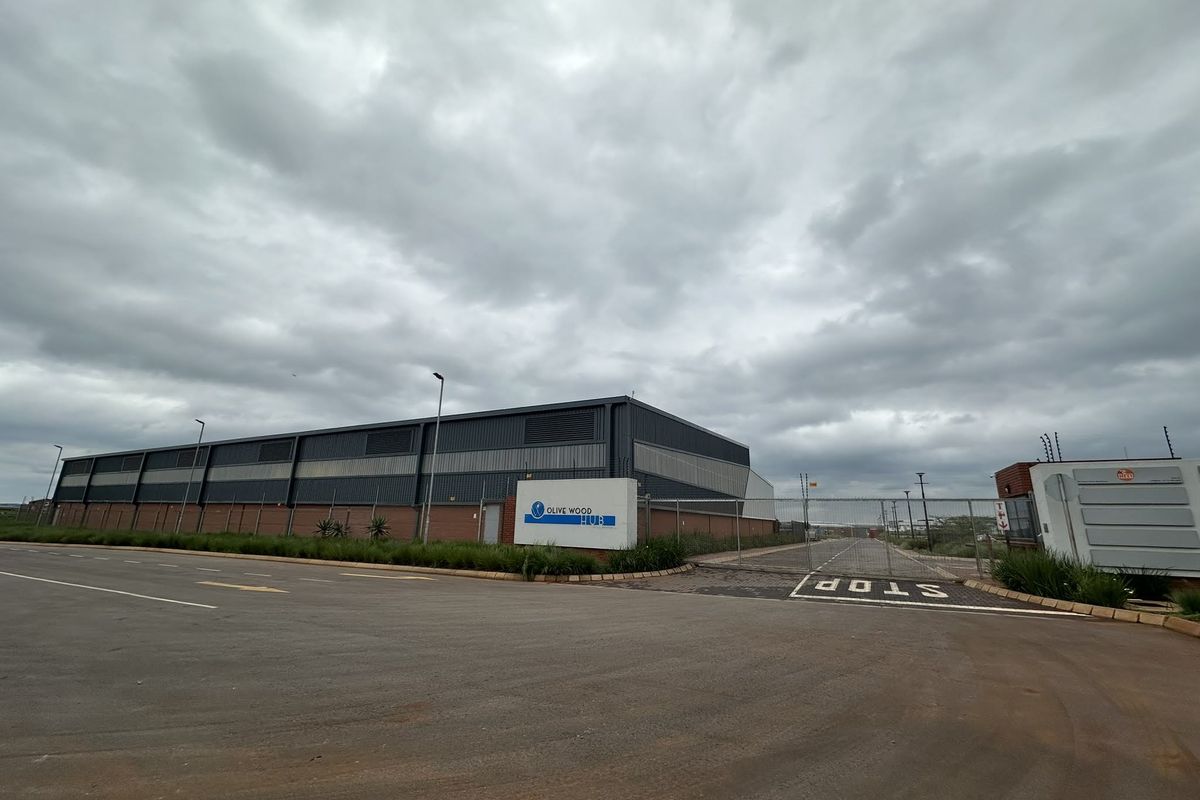 Rent direct from owners! Brand-New Warehouse To Let in Olive Wood Hub, Kempton Park - Photo 2