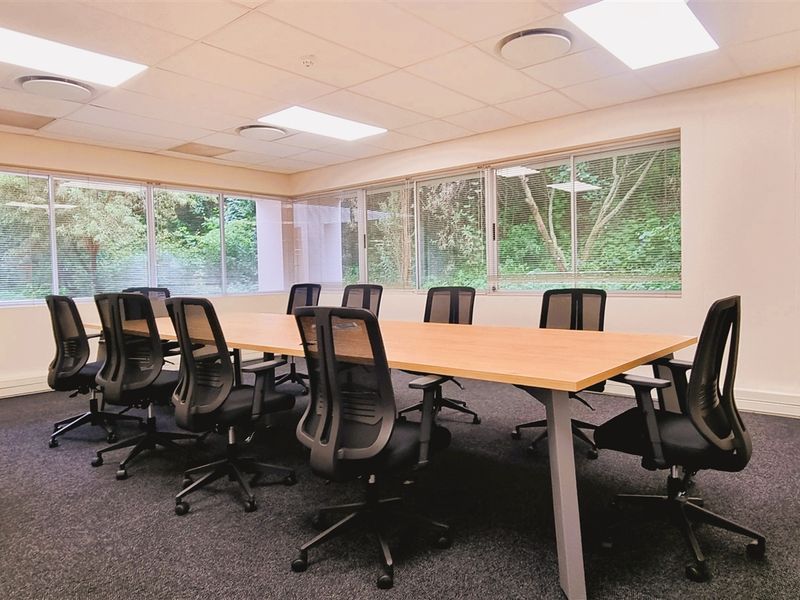 Office space to let in Country Club Estate - Photo 4