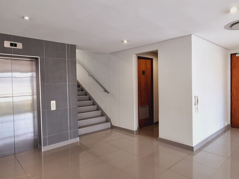 Office space to let in 45 De La Rey Road in Rivonia - Photo 4
