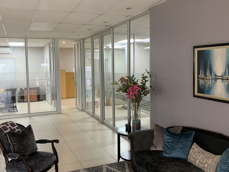 Warehouse to let in Gosforth Park - Photo 5