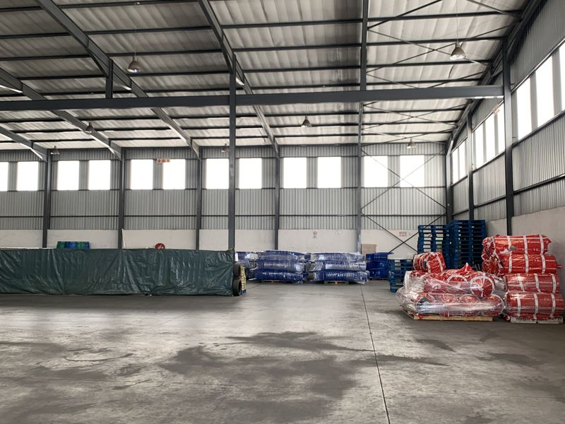 Warehouse to let in Gosforth Park - Photo 3