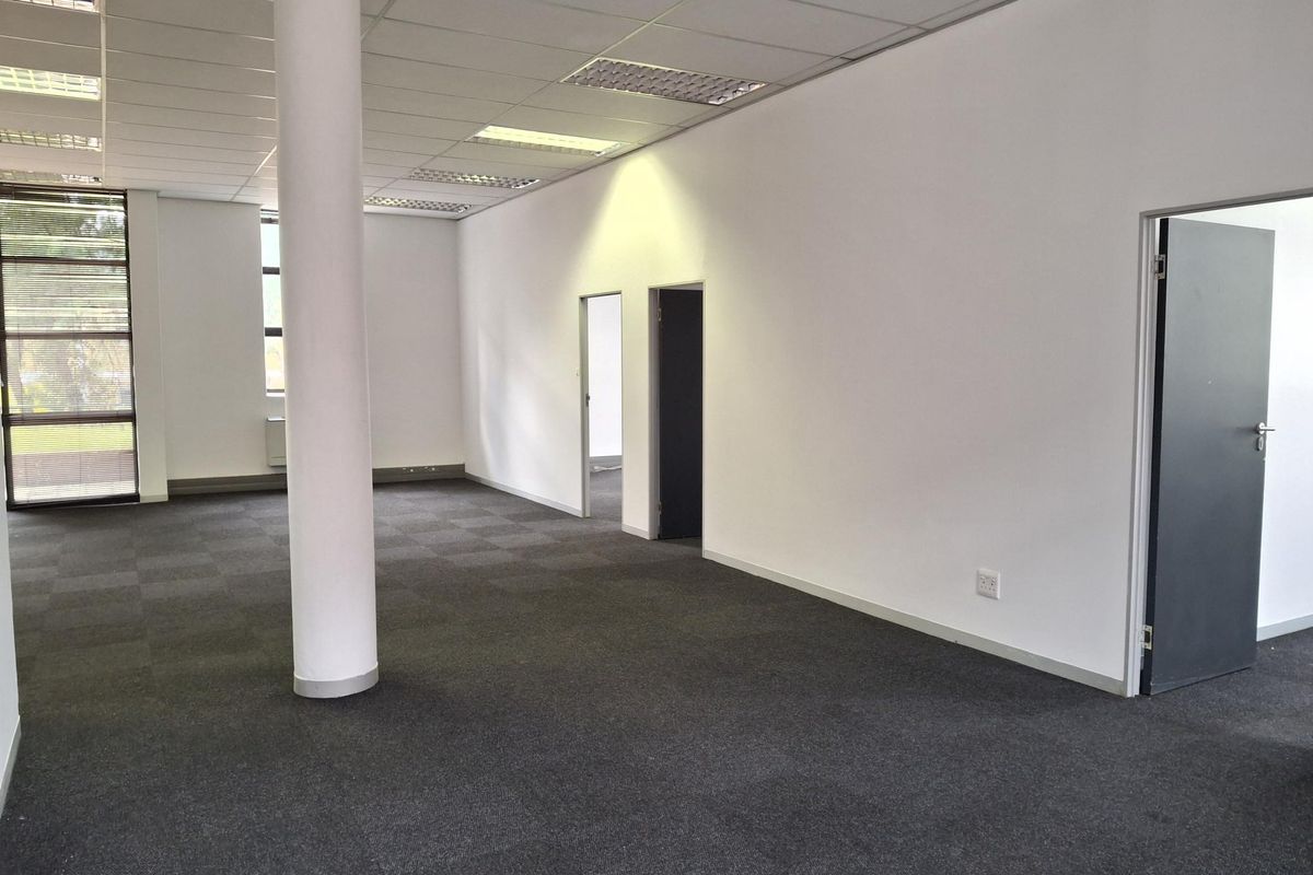 Affordable Office Space at Eco Fusion – Ideal for Budget-Conscious Businesses! - Photo 3