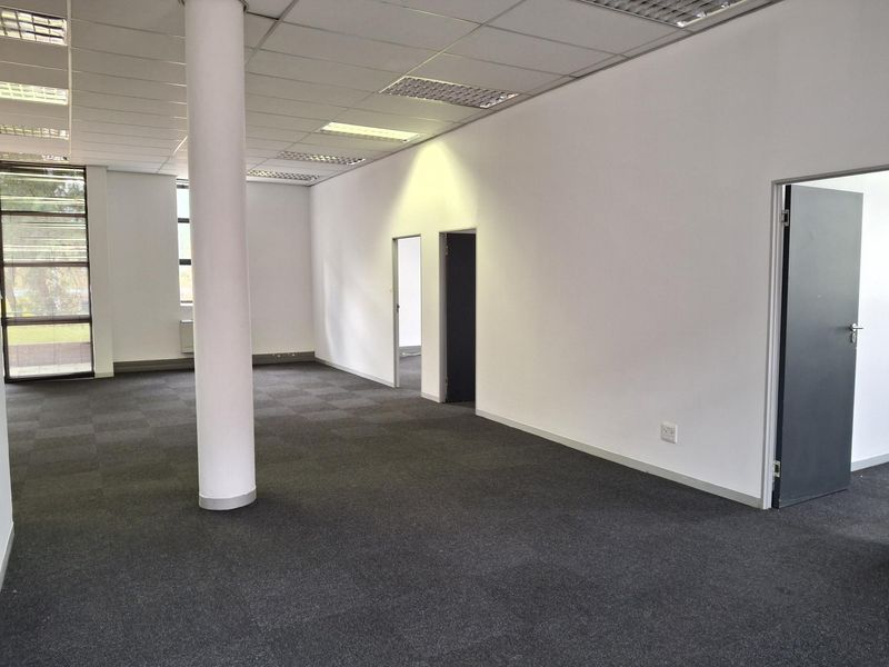 Affordable Office Space at Eco Fusion – Ideal for Budget-Conscious Businesses! - Photo 3