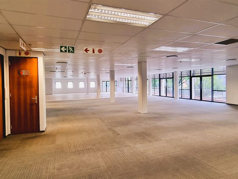 Office space to let at 45 De La Rey Road in Rivonia - Photo 6
