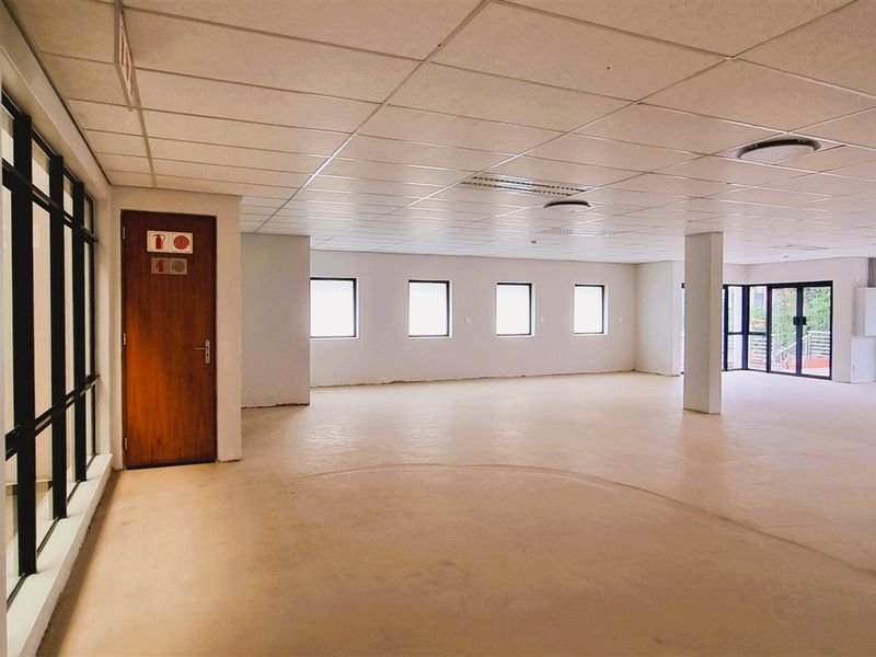 Office space to let at 45 De La Rey Road in Rivonia - Photo 4