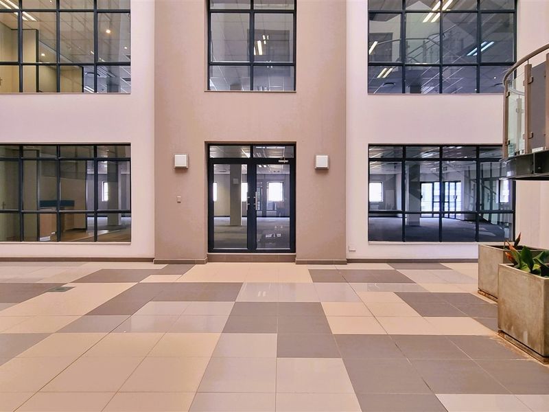 Office space to let at 45 De La Rey Road in Rivonia - Photo 9