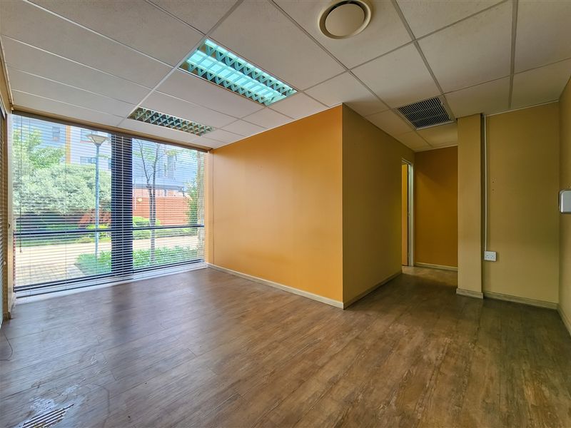 Ground Floor Sectional Title Office For Sale in Ruimsig - Photo 6