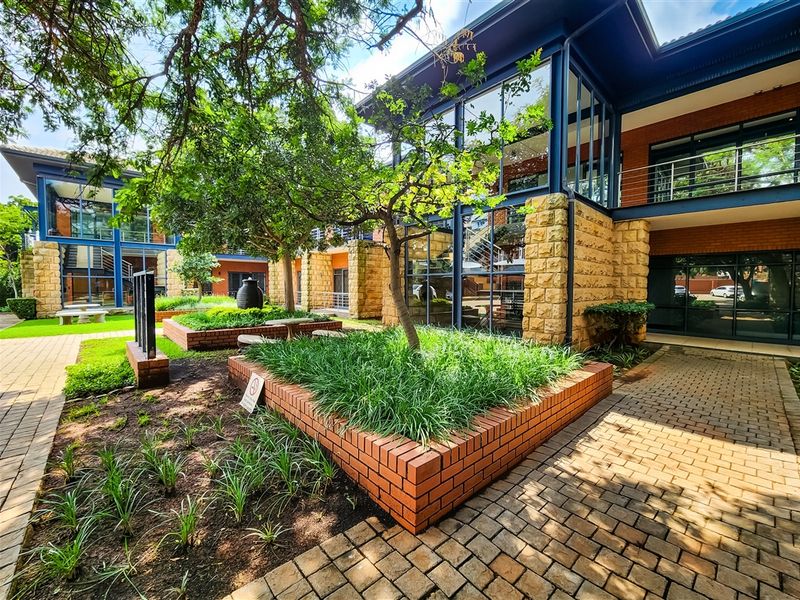 Ground Floor Sectional Title Office For Sale in Ruimsig - Photo 2