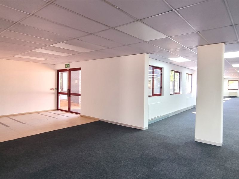 Office space to let on the Ground floor of 36 Homestead Road in Edenburg Rivonia - Photo 5