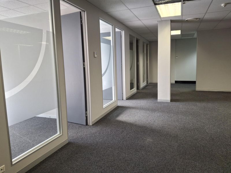 Modern Office Suites at Eco Court – Ready to Move In! - Photo 6