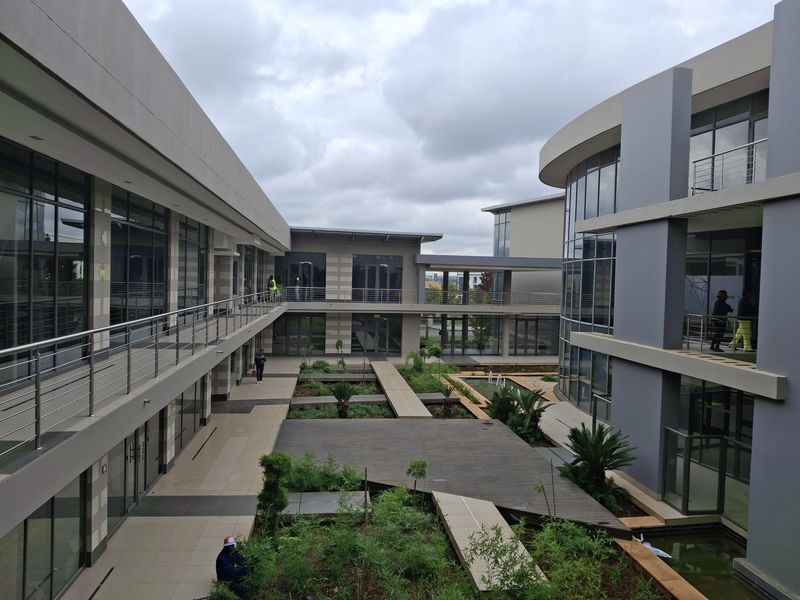 Modern Office Suites at Eco Court – Ready to Move In! - Photo 3