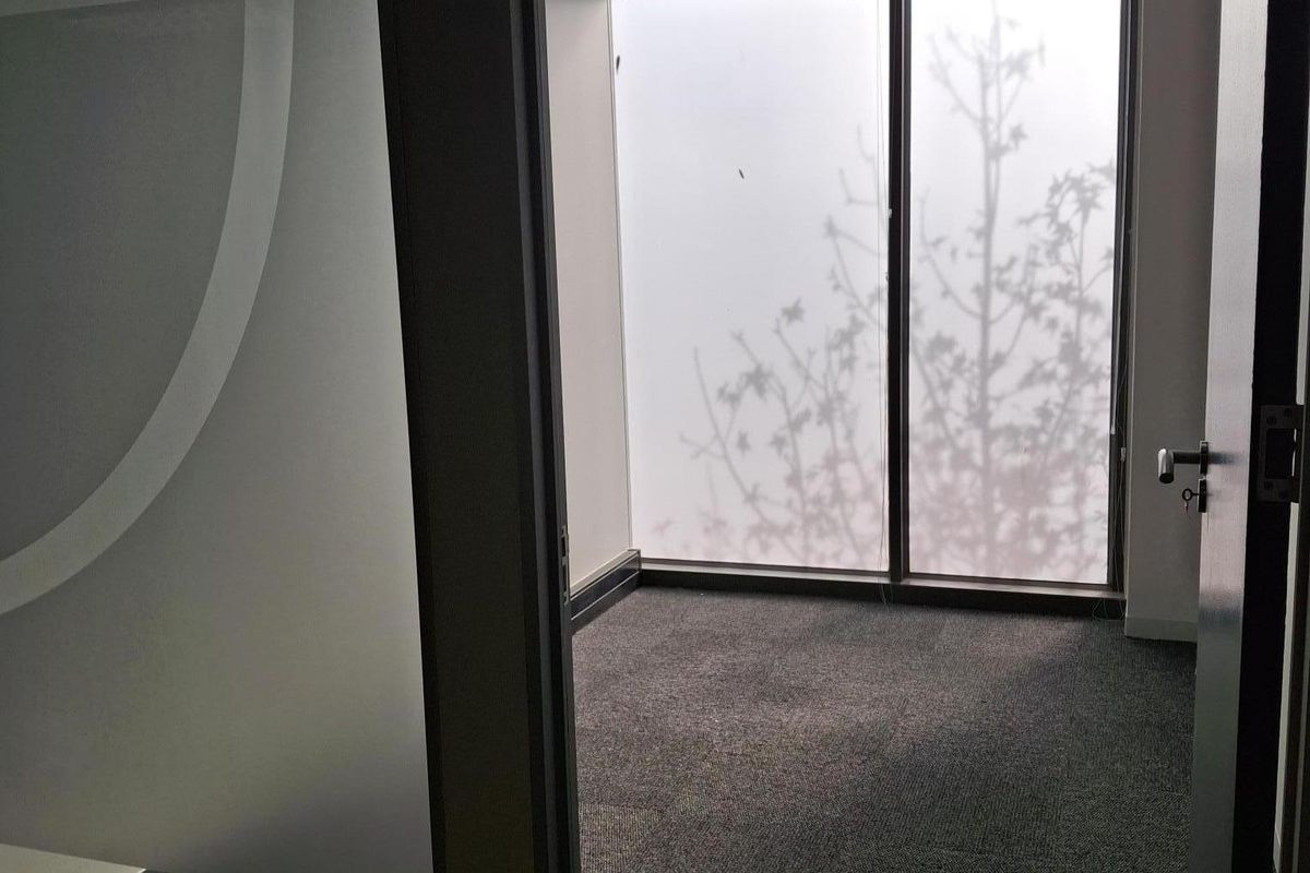 Modern Office Suites at Eco Court – Ready to Move In! - Photo 2