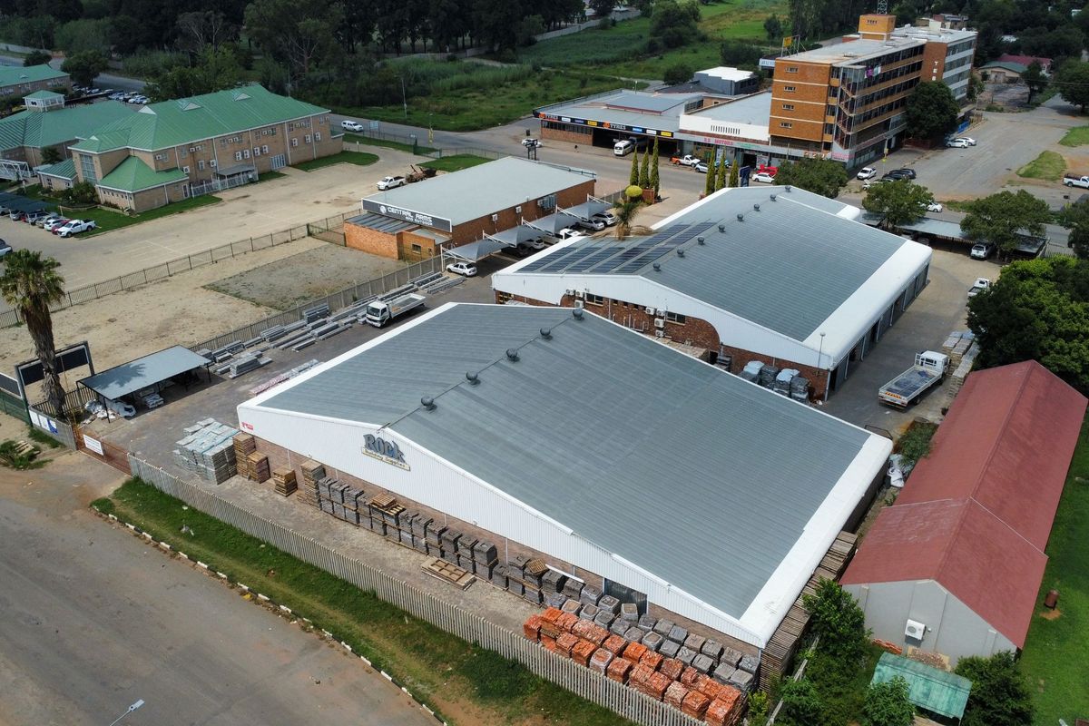 Prime Commercial Property for Sale in Klerksdorp Central – ideal for your business expansion! - Photo 4