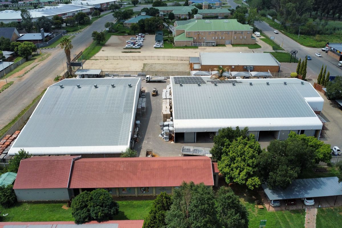 Prime Commercial Property for Sale in Klerksdorp Central – ideal for your business expansion! - Photo 5