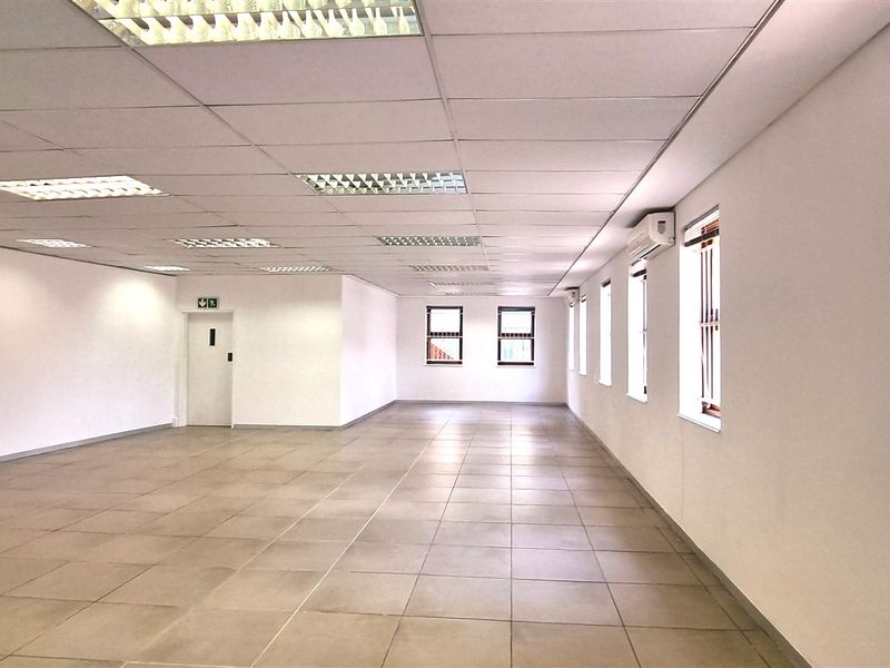Office space to let on the Ground floor of 6 Mellis Road in Rivonia - Photo 5