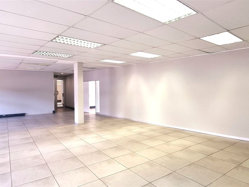 Office space to let on the Ground floor of 6 Mellis Road in Rivonia - Photo 3