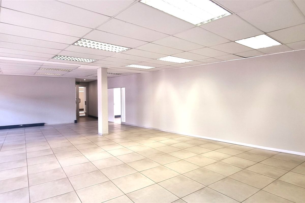 Office space to let on the Ground floor of 6 Mellis Road in Rivonia - Photo 3