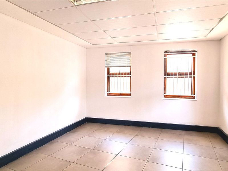 Office space to let on the Ground floor of 6 Mellis Road in Rivonia - Photo 2
