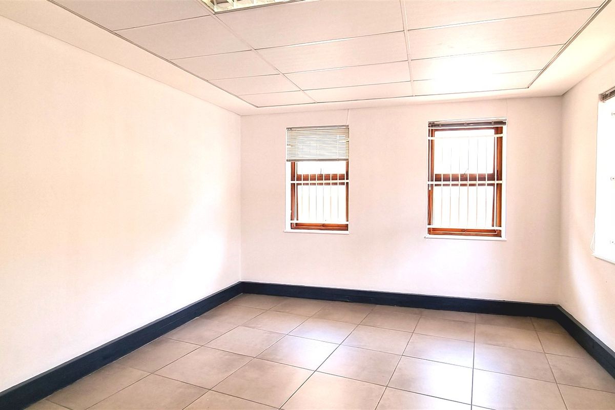 Office space to let on the Ground floor of 6 Mellis Road in Rivonia - Photo 2