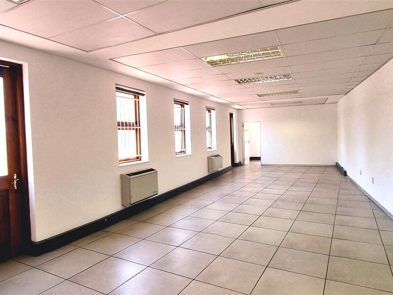 Office space to let on the Ground floor of 6 Mellis Road in Rivonia - Photo 7