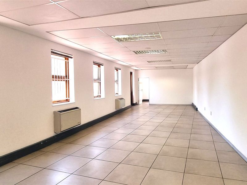 Office space to let on the Ground floor of 6 Mellis Road in Rivonia - Photo 6