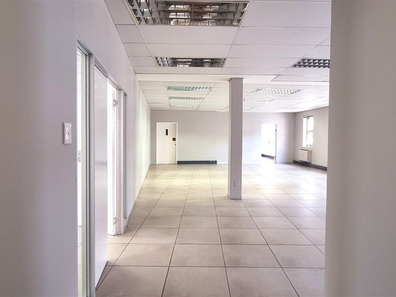 Office space to let on the Ground floor of 6 Mellis Road in Rivonia - Photo 3