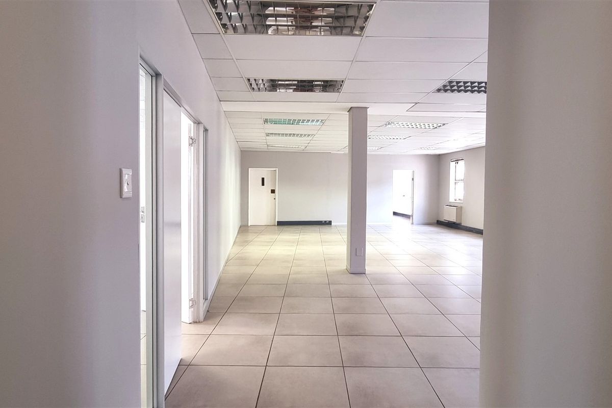 Office space to let on the Ground floor of 6 Mellis Road in Rivonia - Photo 3