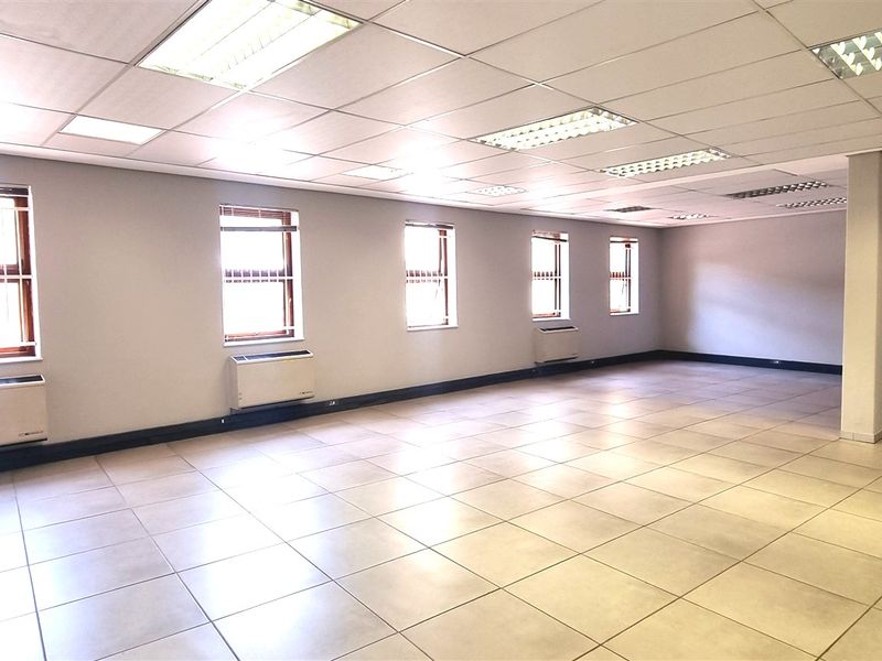 Office space to let on the Ground floor of 6 Mellis Road in Rivonia - Photo 10