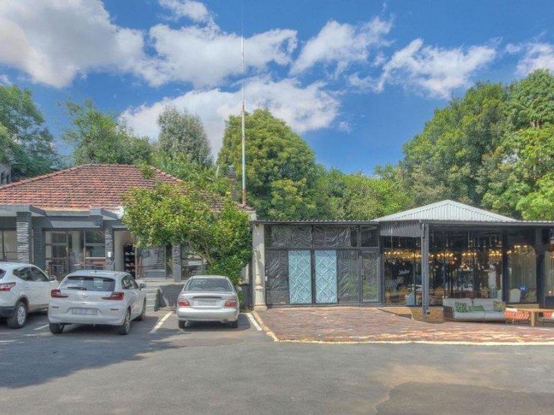 Building For Sale In Johannesburg - Photo 4