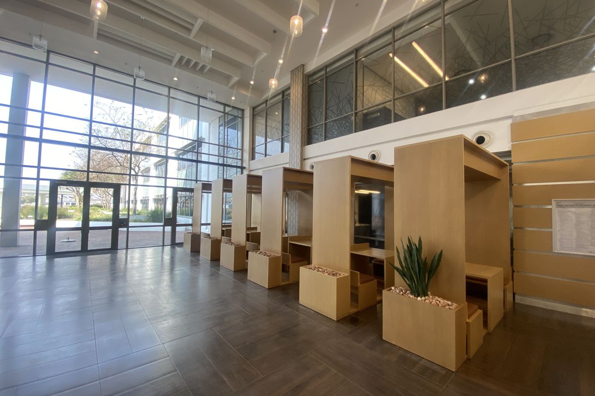 Premium Office Space To Let in Waterfall Circle – 5-Star Green Star Rated Building - Photo 4