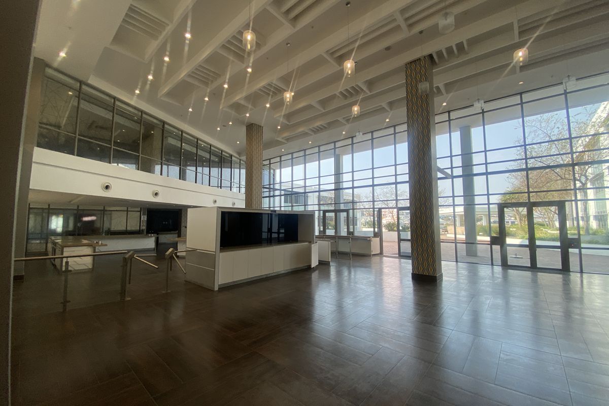 Premium Office Space To Let in Waterfall Circle – 5-Star Green Star Rated Building - Photo 3