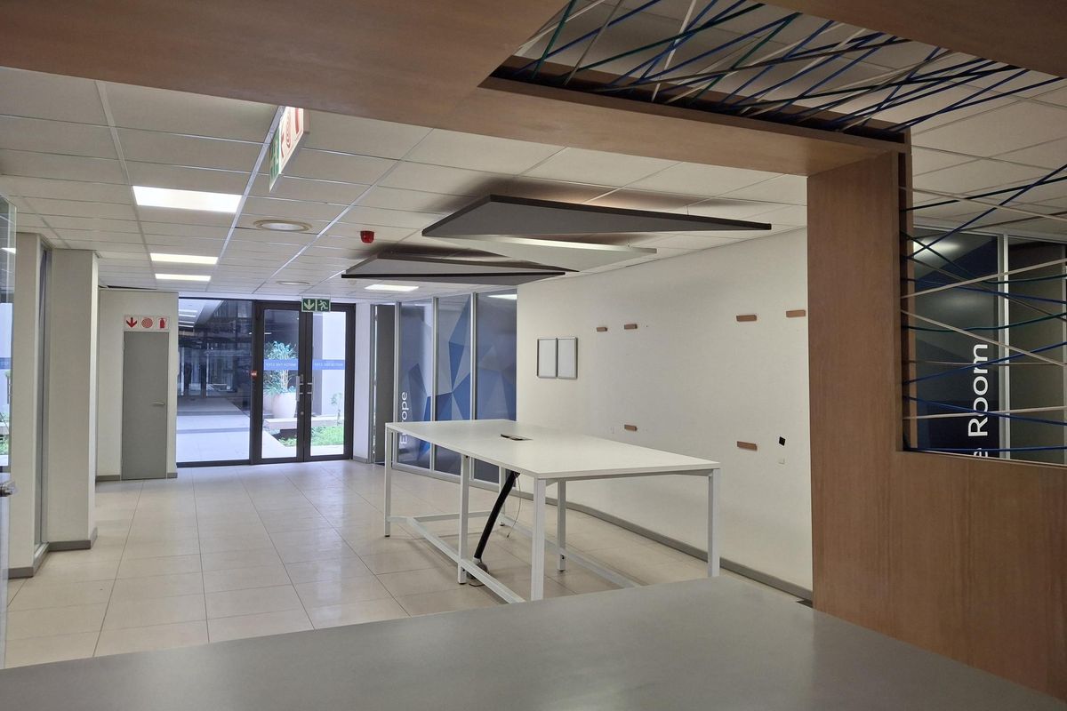 Premium Office Space | 24/7 Security & Backup Power Included - Photo 4