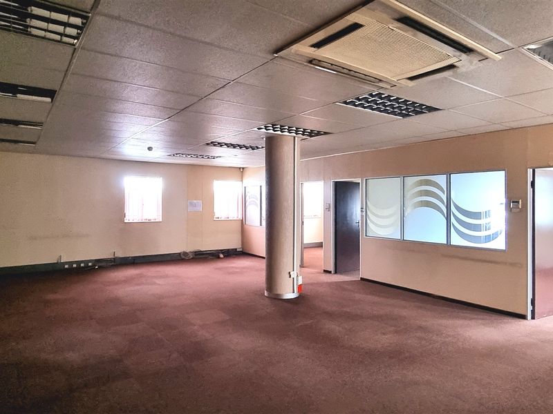 Excellent Exposure in a Freestanding building - Photo 5