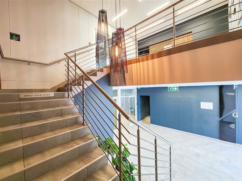 166m2 Modern Office to Let in Clearwater Office Park - Photo 5
