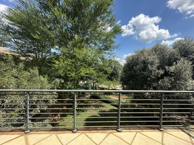 NO MIDDLEMEN - rent DIRECT from LANDLORD! Large, Private, Co-Working Office - ALL INCLUSIVE! - Photo 6