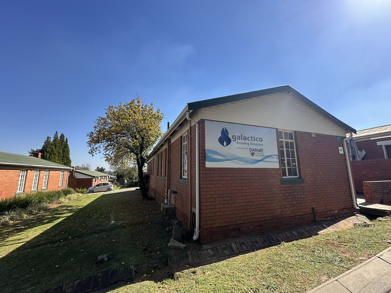 118m2 Office/Showroom to Let - DIRECT from LANDLORD for EXCLUSIVE benefits! (+ FREE parking!) - Photo 2