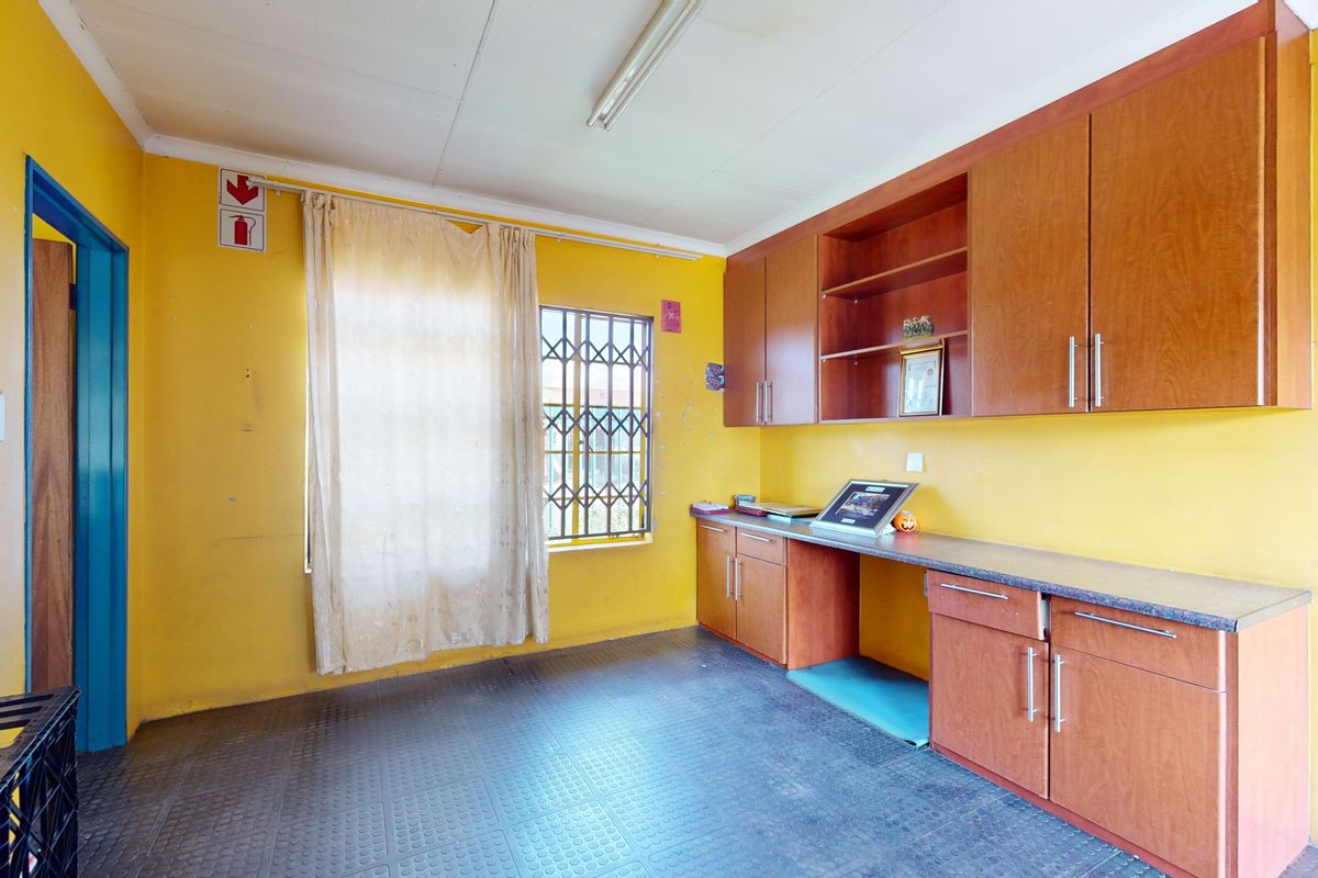 Preschool for Early Childhood Development with available facilities for sale - Photo 4