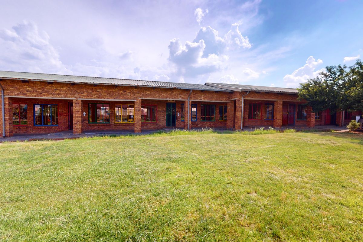 Preschool for Early Childhood Development with available facilities for sale - Photo 5