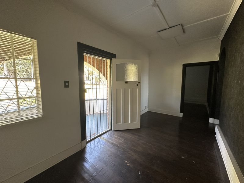 118m2 Retail/Office Space with HIGH EXPOSURE to let in Founders Hill! Direct from owner + perks! - Photo 10