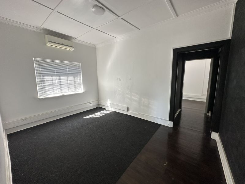 118m2 Retail/Office Space with HIGH EXPOSURE to let in Founders Hill! Direct from owner + perks! - Photo 9